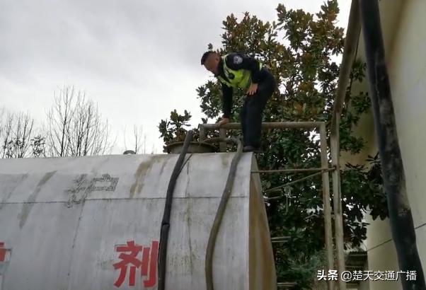 巴東縣應(yīng)急管理局領(lǐng)導(dǎo)團隊全新亮相及職責(zé)概覽