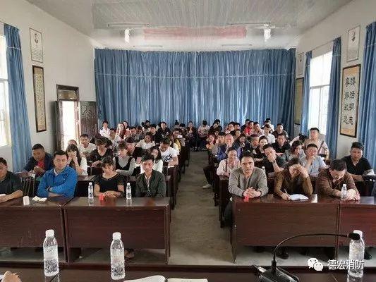 隴川縣發(fā)展和改革局領(lǐng)導團隊全新亮相，未來工作展望與戰(zhàn)略規(guī)劃