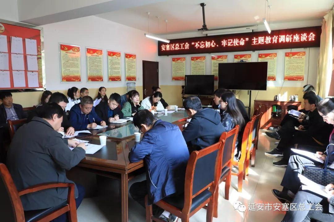 金明區(qū)教育局領(lǐng)導(dǎo)團隊全新亮相，教育理念引領(lǐng)未來