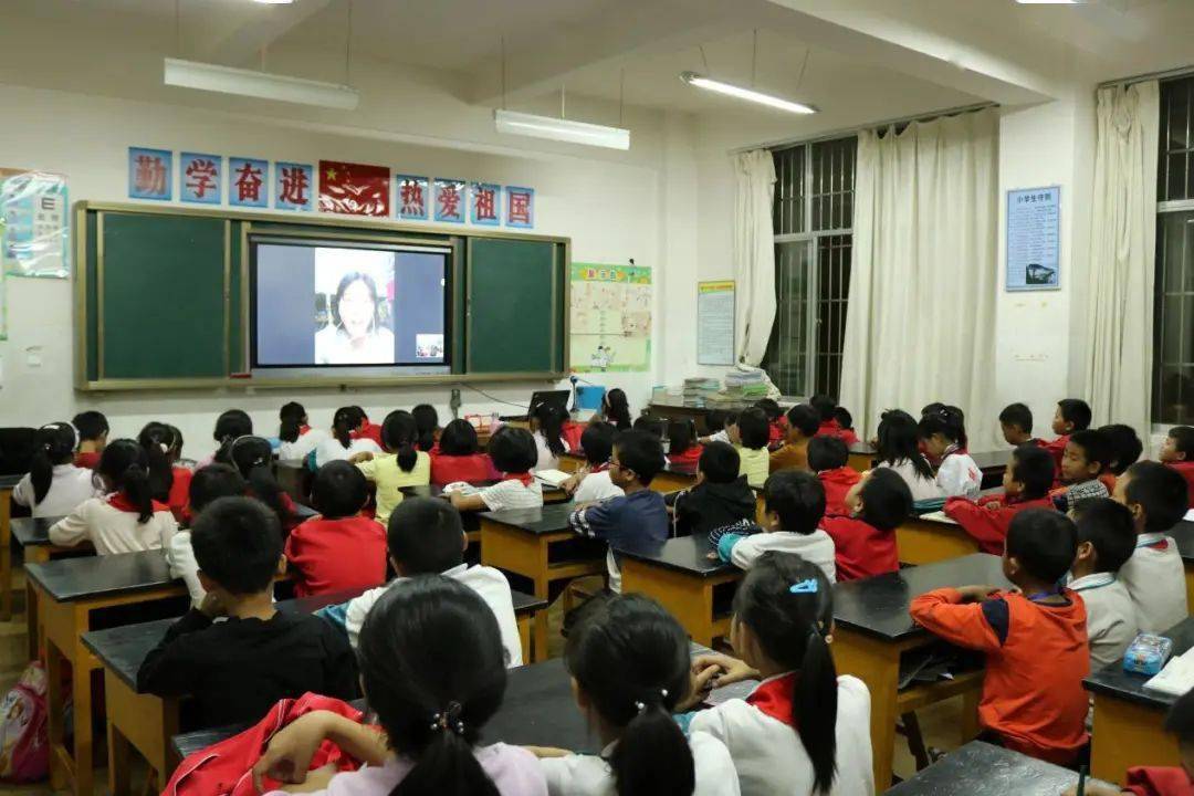 梁河縣小學最新項目，引領教育創(chuàng)新，塑造未來之光啟航計劃