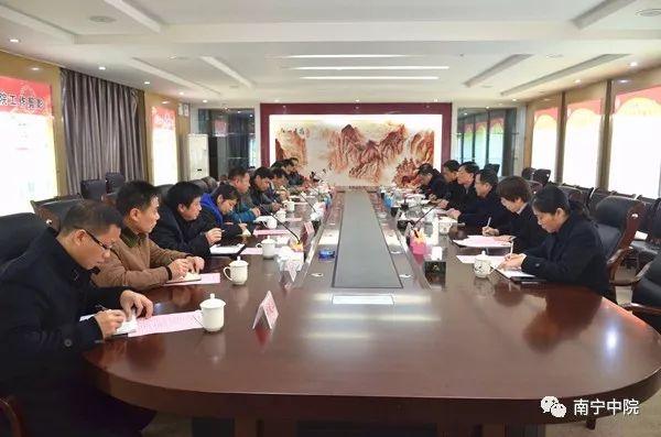 恩施土家族苗族自治州南寧日報社領(lǐng)導團隊及媒體革新概覽