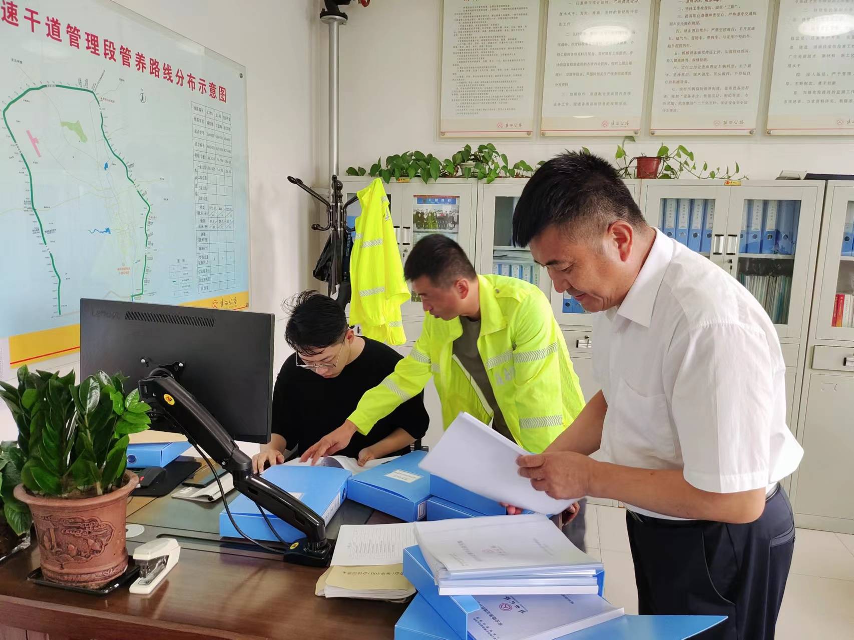 銀海區(qū)級公路維護(hù)監(jiān)理事業(yè)單位動態(tài)更新與成果展示